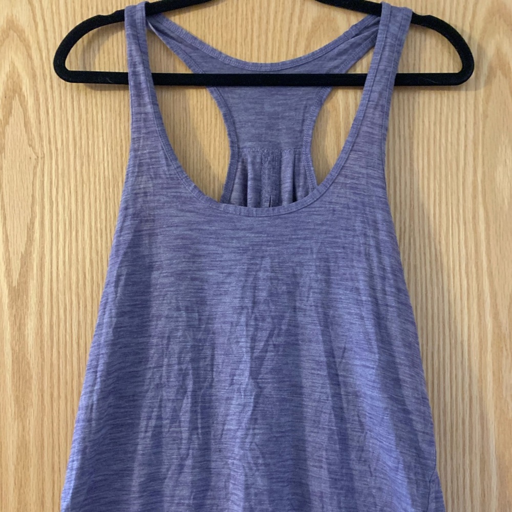 Lululemon tie back tank!